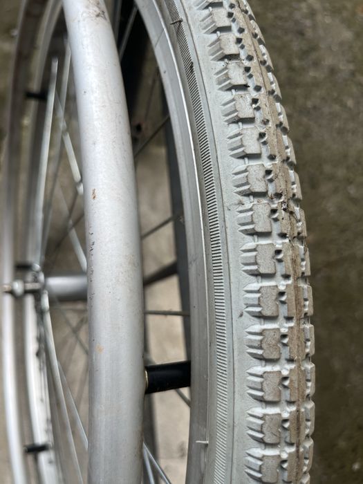 Колесо інвалідного візка коляски