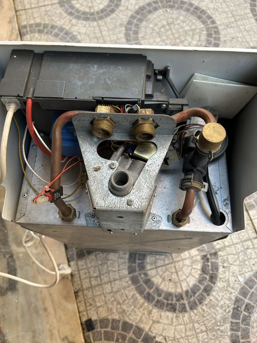 Esquentador Junkers Celsius Plus (Ventilado) - PARA PEÇAS