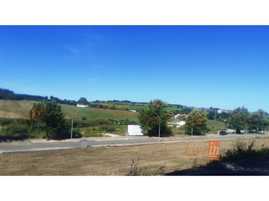 Terreno para Construção de Moradia de Madeira em Alenquer