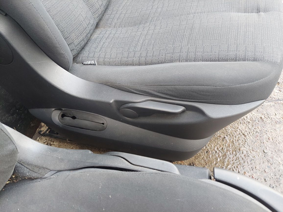 Сидіння сиденья Рено Сценік Сценик 2 Renault Scenic 2: 1 200 грн ...