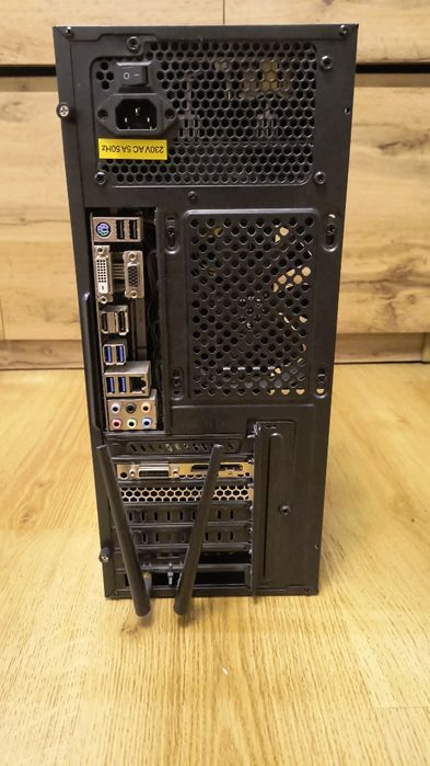 Komputer gamingowy z Windows 10 PRO, pasek RGB na przodzie *PRZECENA*