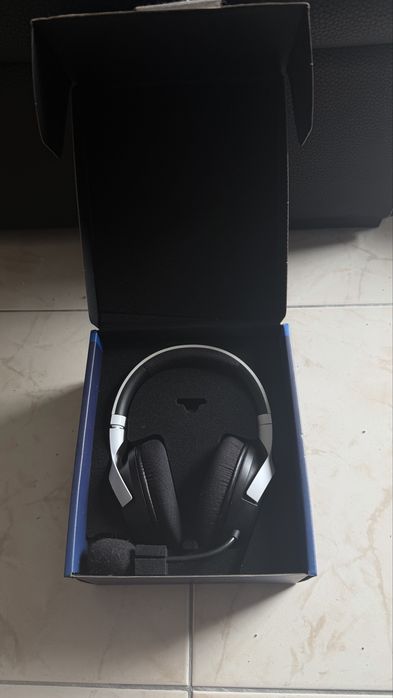 Razer KAIRA DUAL WIRELESS HEADSET pc/ps5/ps4/telemovel
