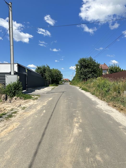 Будинок-дуплекс по ціні квартири біля озера