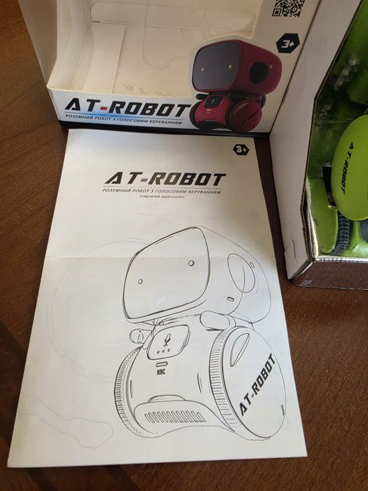 Інтерактивний робот AT-Robot пластик метал.