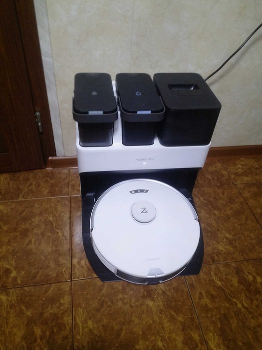 Roborock s7 pro ultra powystawowy
 robot brrobota do