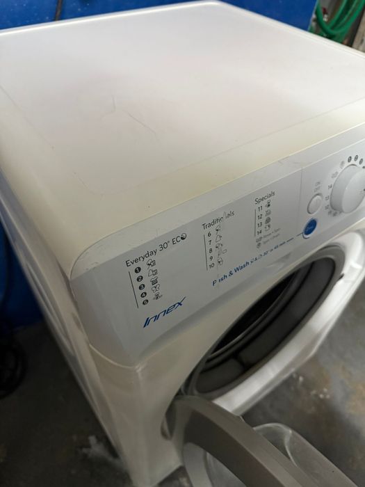 Maquina de lavar roupa Indesit Innex 9Kg. Faço a entrega e testo