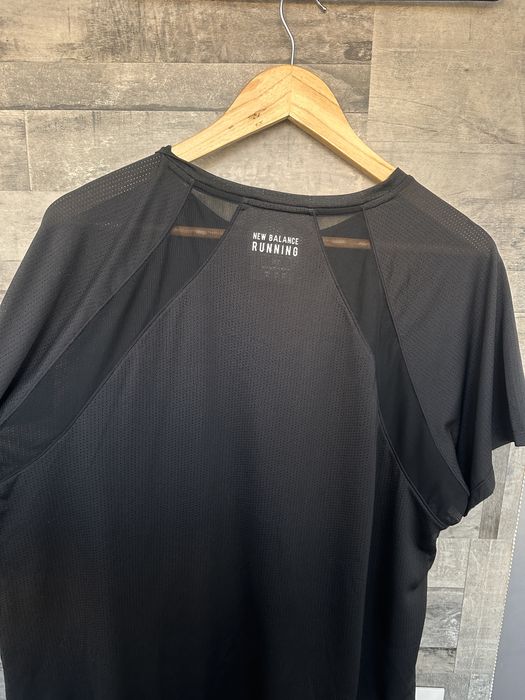 Женская спортивная футболка New Balance XL