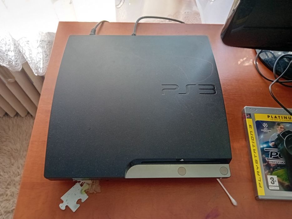 Konsola ps3 w dobrym stanie