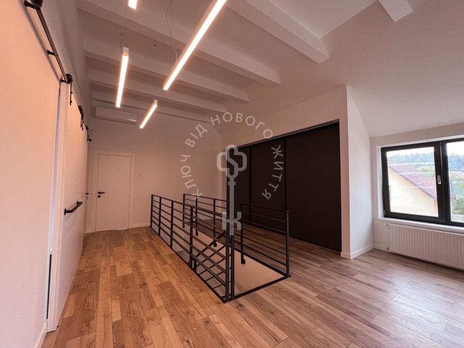 ПРОДАМ! ЦЕНТР Броварів Будинок 250м2, вул. Чубинського, Чорновола