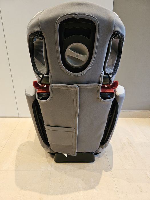 Fotelik samochodowy dziecięcy