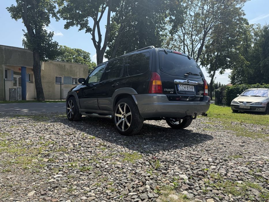 Mazda Tribute 2001 rok 3.0 automat 4WD odsprzedam projekt