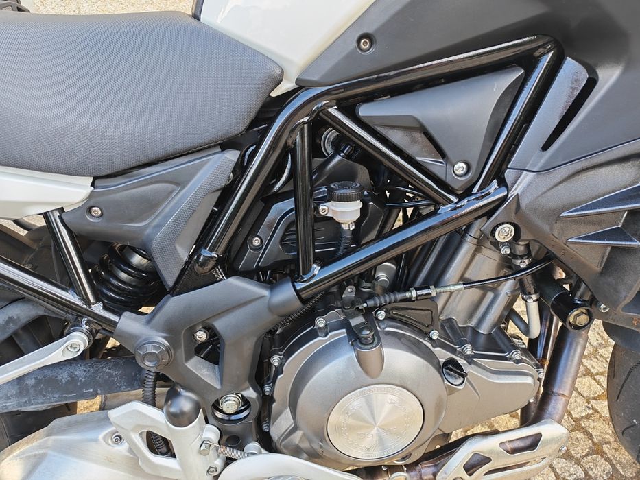 Moto Trail Benelli TRK 502