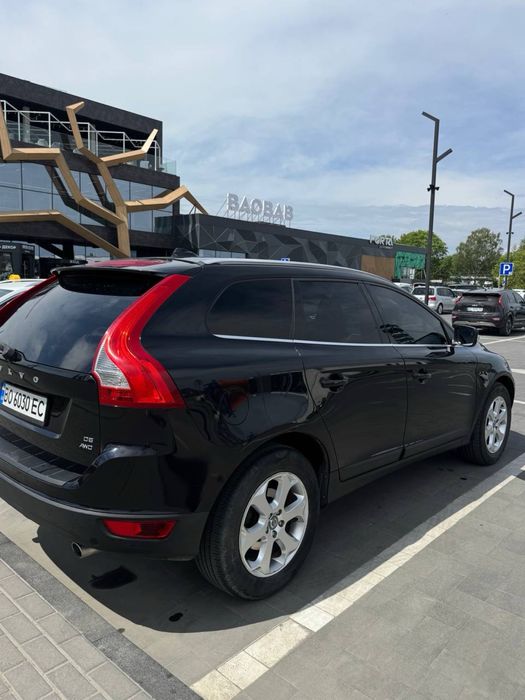 VOLVO XC60 D5 2.4