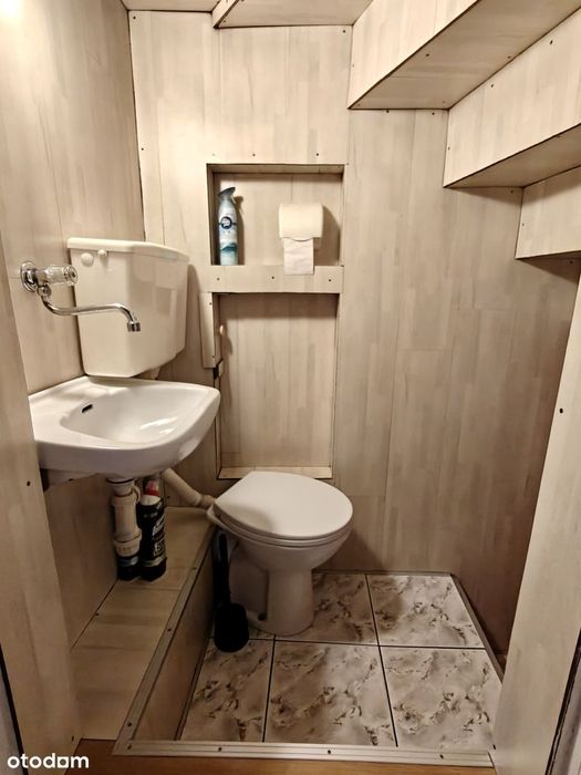 Urokliwy bliźniak z ogrodem