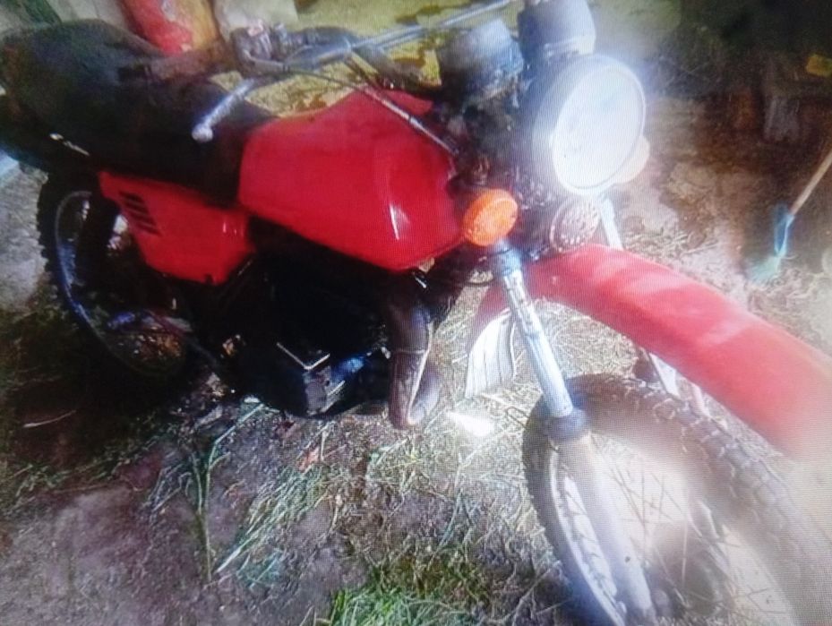 Vendo mota Kawasaki 125