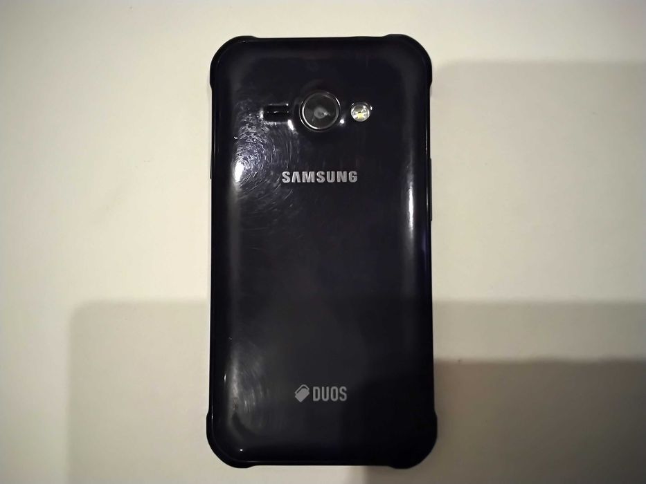 Телефон Samsung DUOS  под ремонт или на запчасти