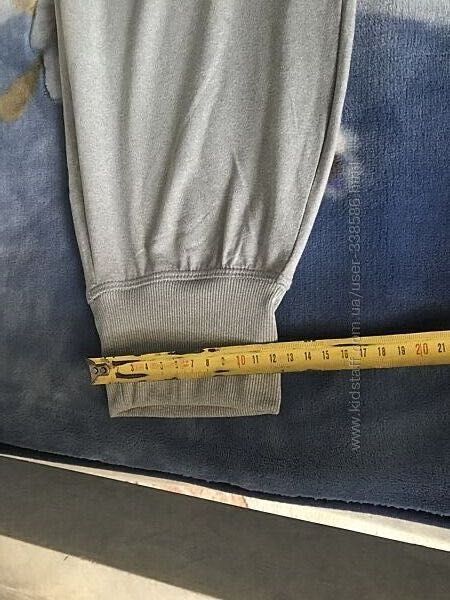 Продається новий Костюм для прогулянки