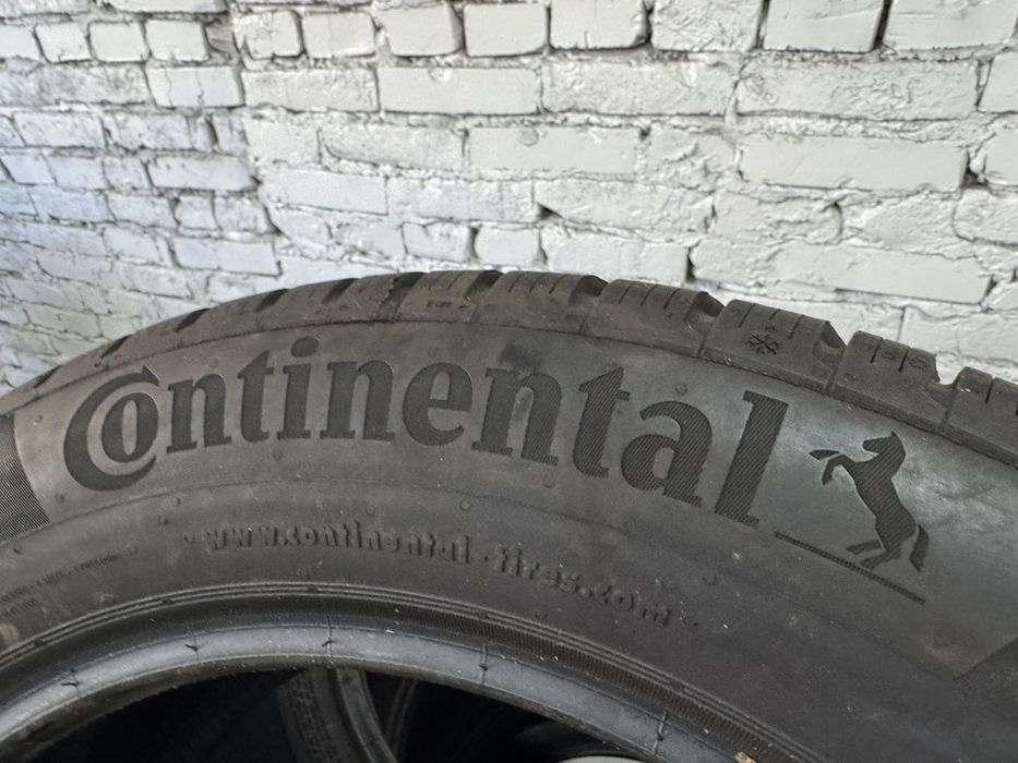 Зимові шини CONTINENTAL 225/55 r17