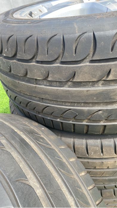 Pneus e jantes em aluminio R18