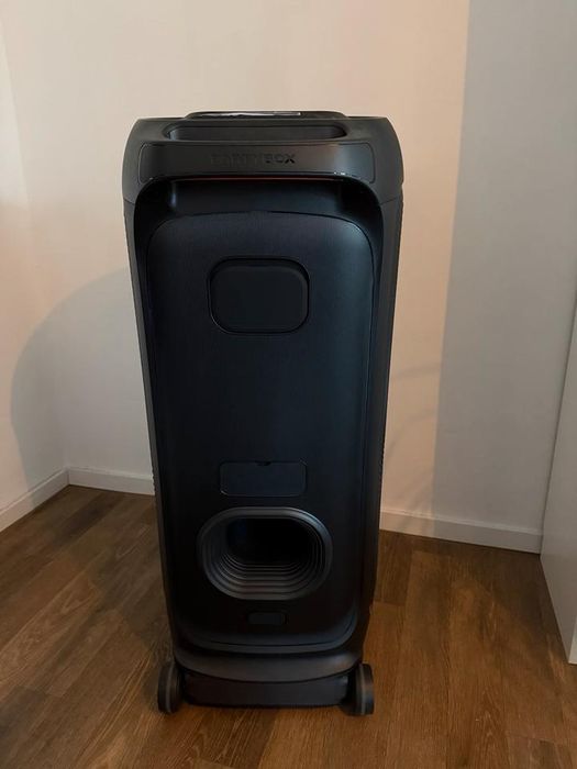 JBL partybox ultimate 1100w