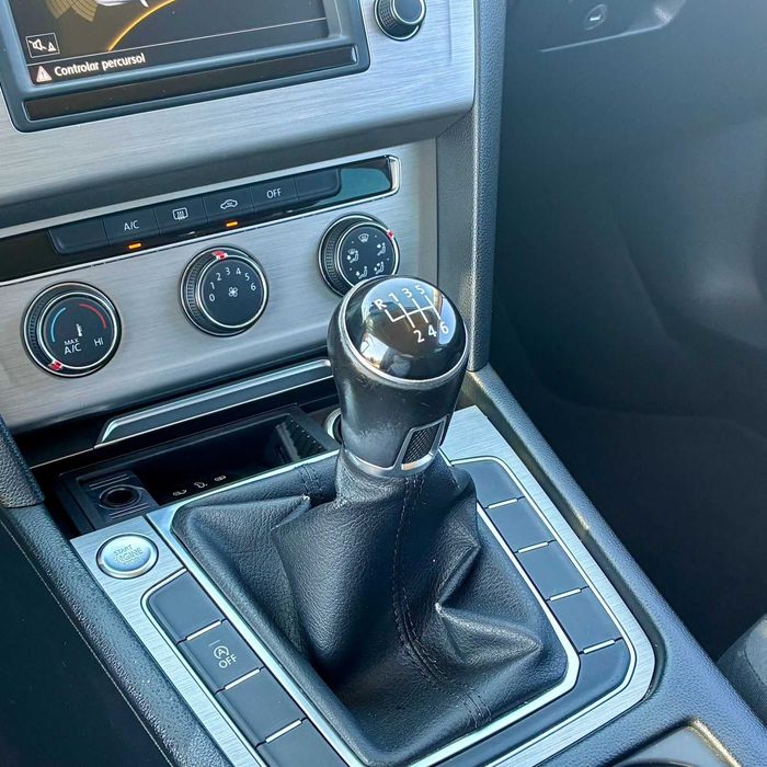 VW Passat Variant 1.6 TDi Confortline · Nacional — photo 4