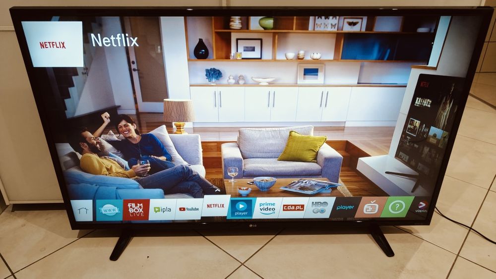 LG 49" 4K uhd smart z Wi-Fi i DVB-T2 hevc