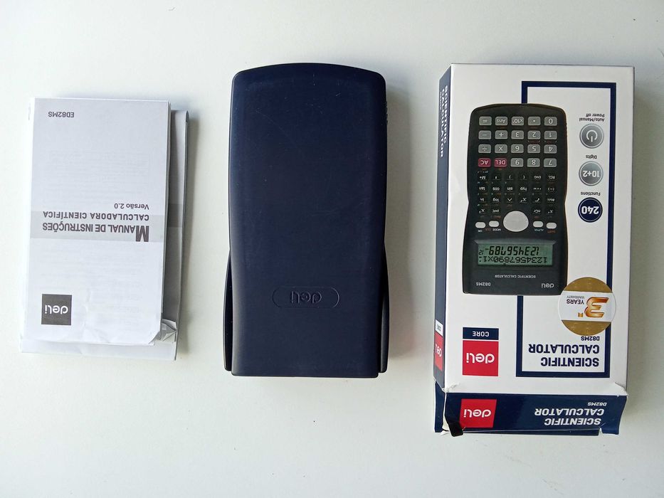 Calculadora Científica D82MS