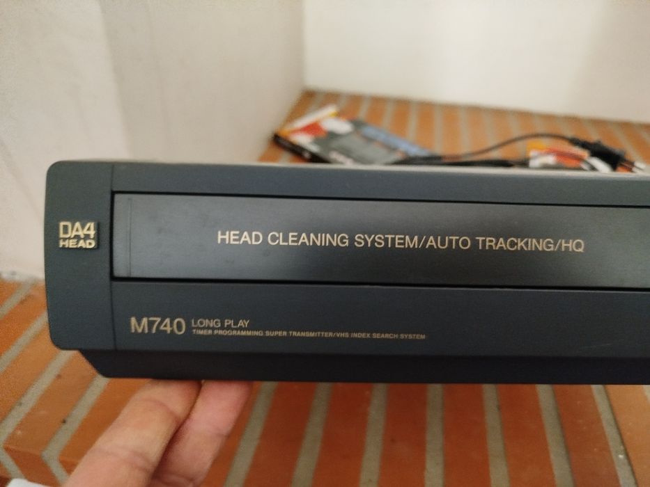 Leitor VHS da Hitachi