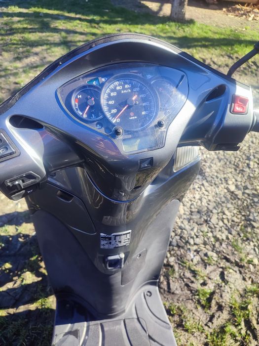 Продам Хонда SH 300і