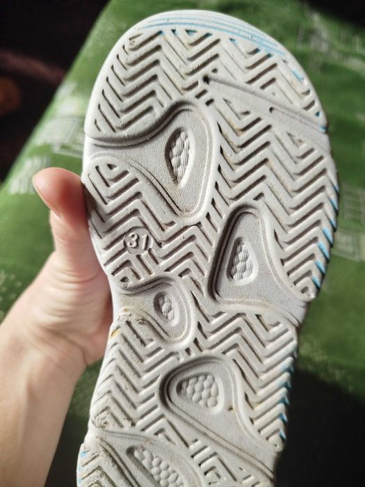 Кросівки дитячі 31р.