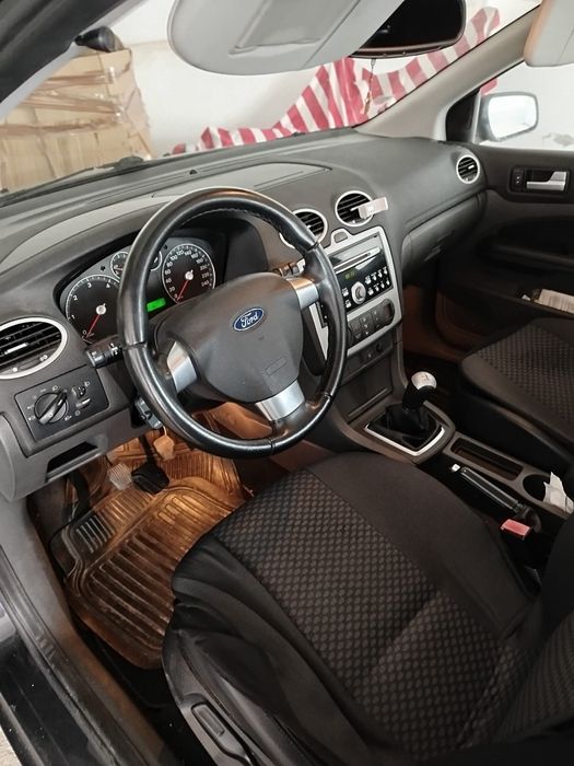 Ford Focus titanium