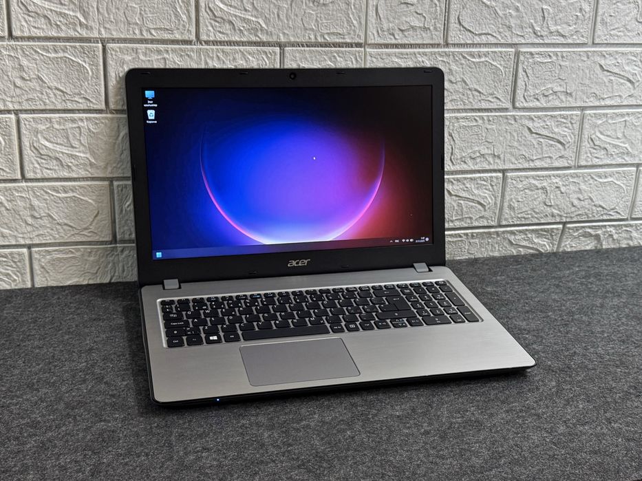Ноутбук Acer F5-573G Core i5 8gb NVIDIA 940MX Підсвітка