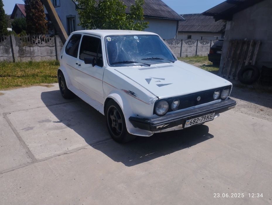 Volkswagen golf 1 розборка