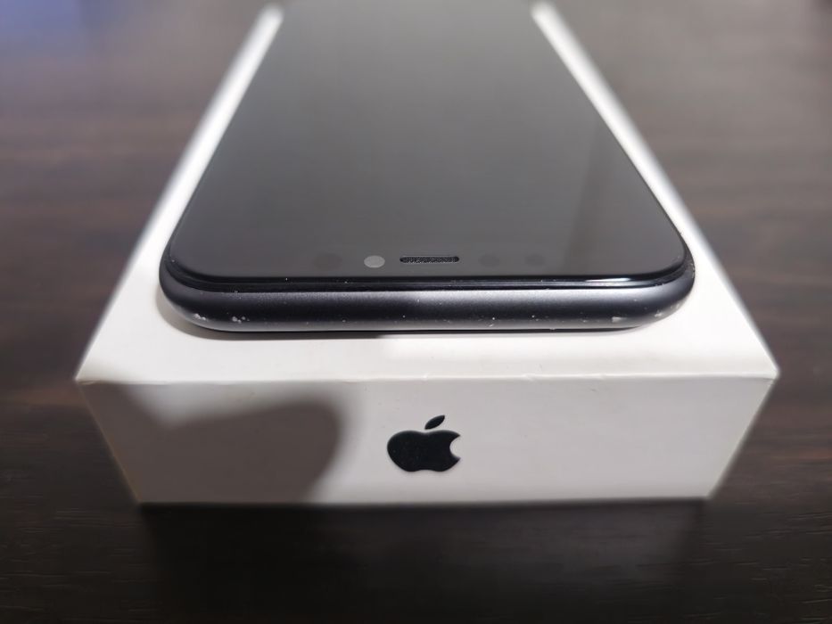 iPhone 11 83% nowy ekran