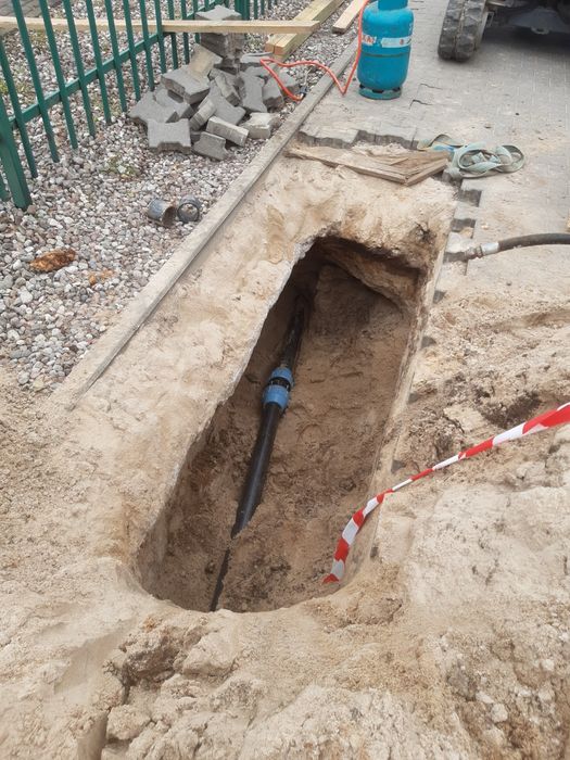 Usługi minikoparki przeciski przewierty kret przylacz wody