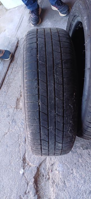 3 Pneus para Carro Novos