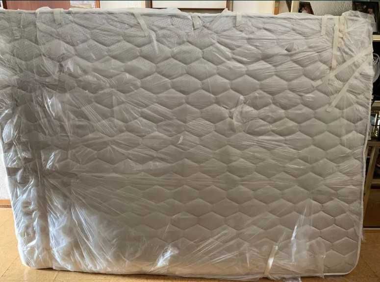 Colchão Pikolin Lyon 1.40m x 1.90m – NOVO por Estrear!