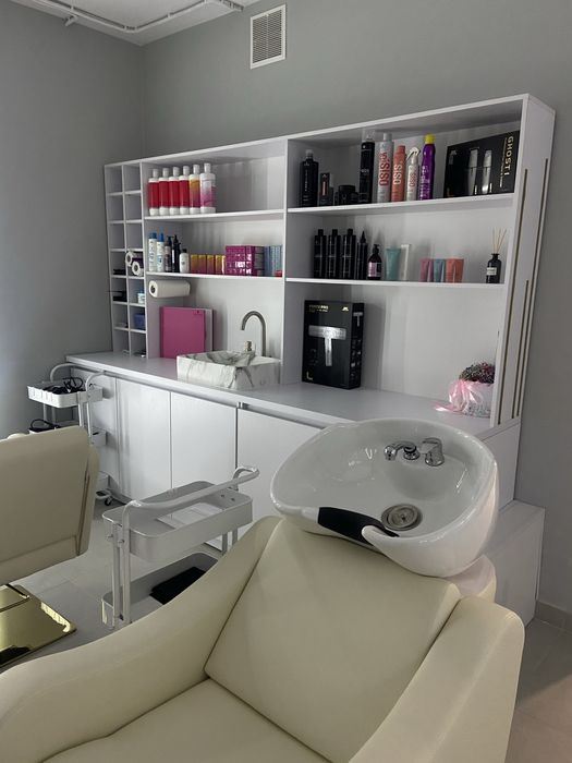 Оренда місць в салоні краси