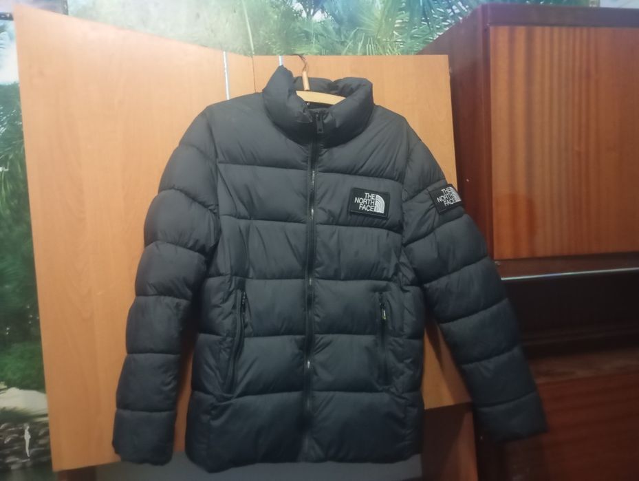 Продам нову курточку