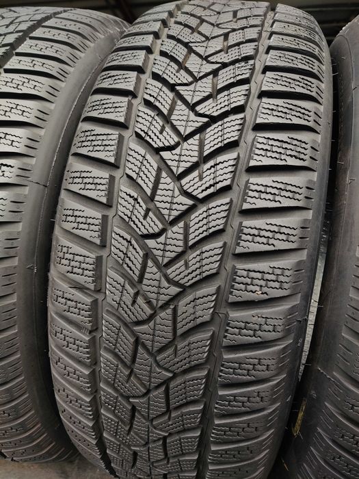 R18 235 40 шини зимові Dunlop Winter Sport 5 гарний стан преміум шини