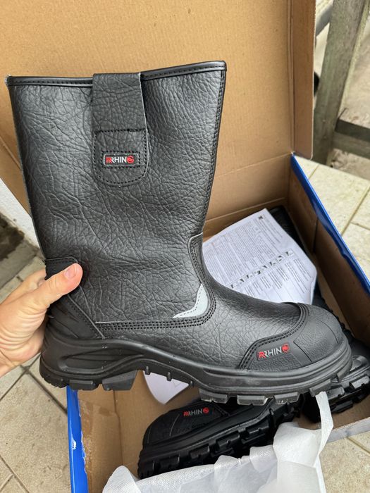 Спецвзуття Bering S3 SRC