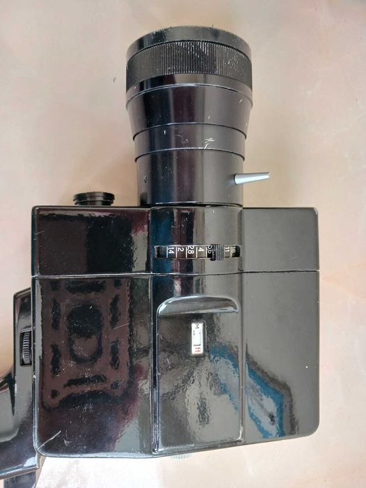 Аппарат киносъемочный Лантан ЛОМО кинокамера ссср в футляре