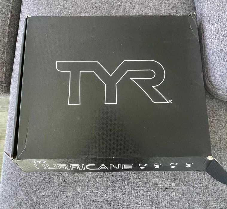 TYR Hurricane Cat 1 Wetsuit Homem L – Como Novo (2x uso)