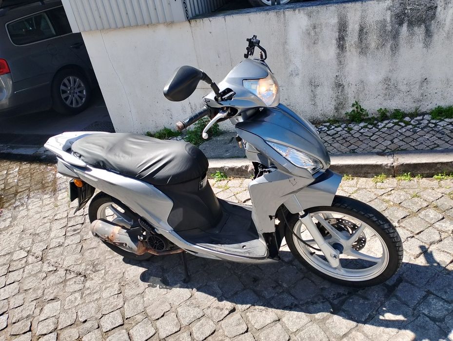Vendo Honda vision 2019