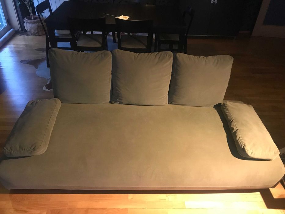 Sofá 3 Lugares Tecido Verde