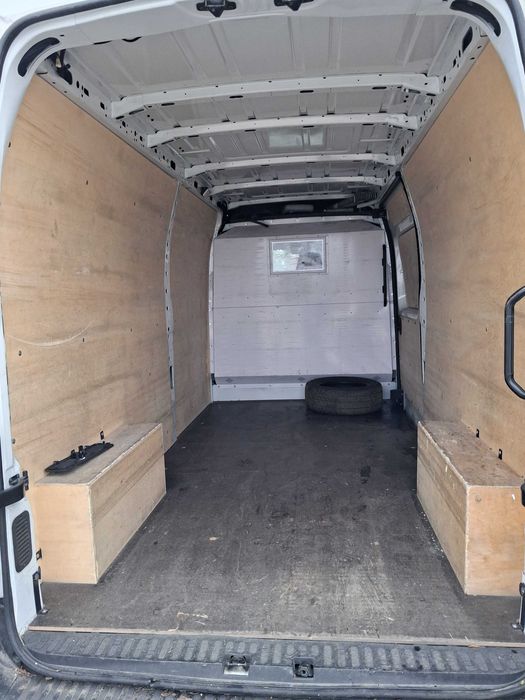 Renault master IV master 3 movano zabudowa boki podłoga  L3H2  l3h2