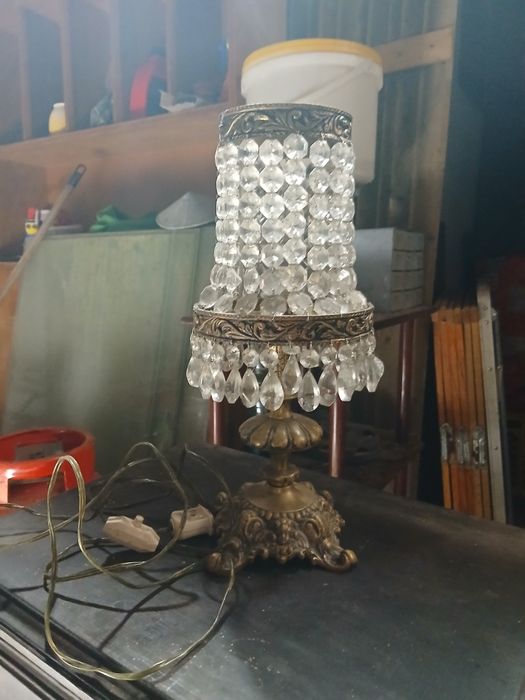 Cadeeiros de mesa de cabeceira