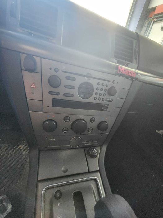 Opel Vectra C Caravan 2.2 DTI de 2004 ás peças