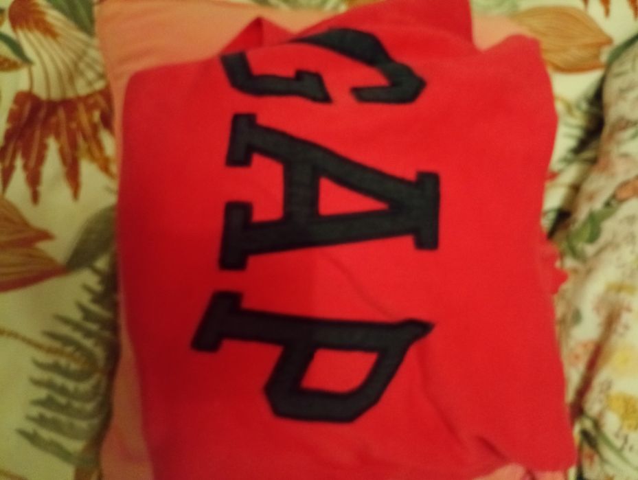 Sweet Gap original,vermelha em ótimo estado tamanho Mado