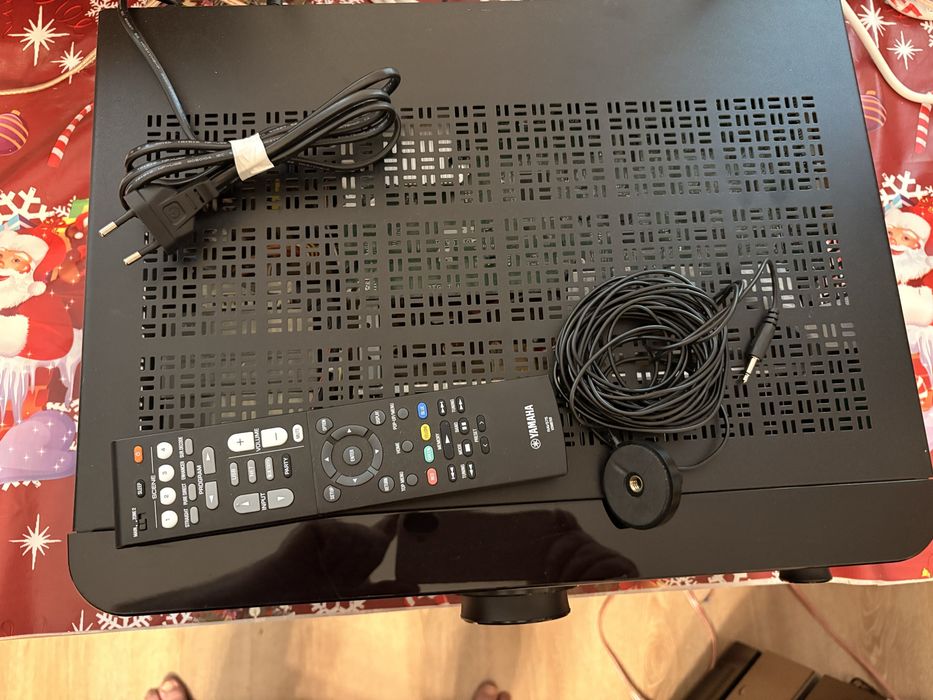 Amplituner 7.2 Yamaha RX-V6A MusicCast 8K Atmos | Stan BDB + Mik. YPAO + Pilot